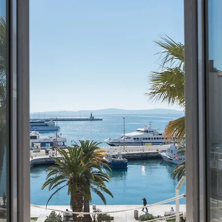 Fuer 5 Personen Ca, 48 M Sup2 In Split, Dalmatien Gespanschaft Dalmatien Apartament Split