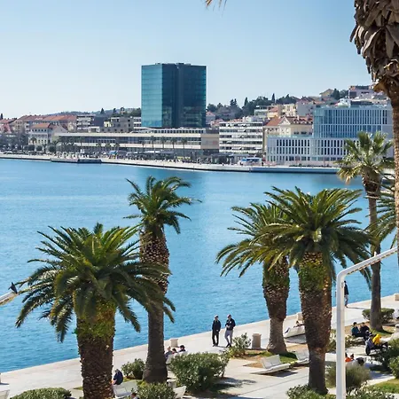 Apartament Fuer 5 Personen Ca, 48 M Sup2 In Split, Dalmatien Gespanschaft Dalmatien